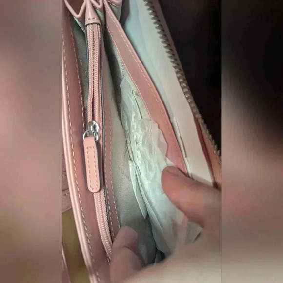 NWT Michael Kors Jet Set Travel Large Continental Wallet Embossed Primrose Pink - Picture 3 of 13